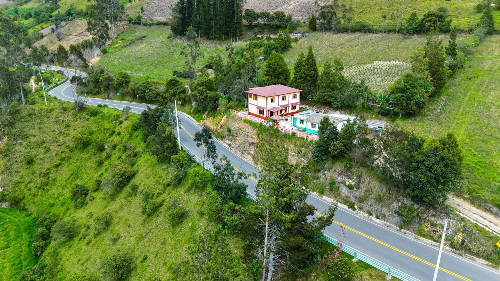 Hostal El Inca Chugchilán Exteriér fotografie